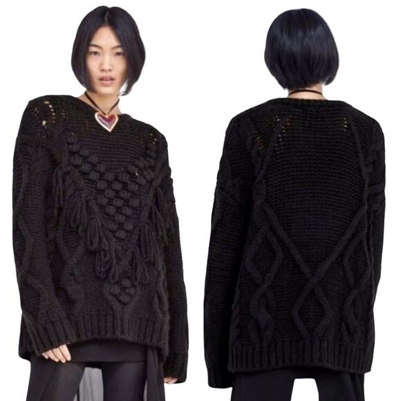 Zara Black Oversized Chunky Knit Fringe Crewneck Pullover Pompom Sweater Size S - Picture 1 of 5